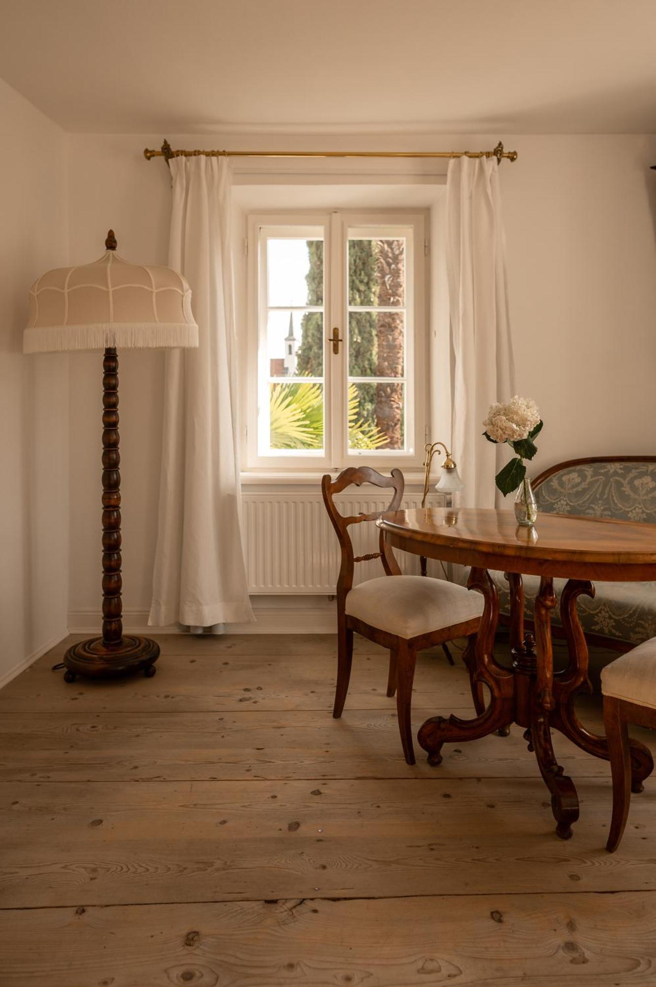 Ottmanngut Suite And Breakfast Merano Exterior photo
